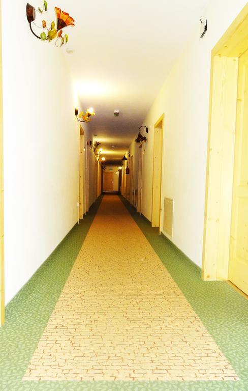 Pensjonat Tajemniczy Ogrod Frigyesvágása Kültér fotó